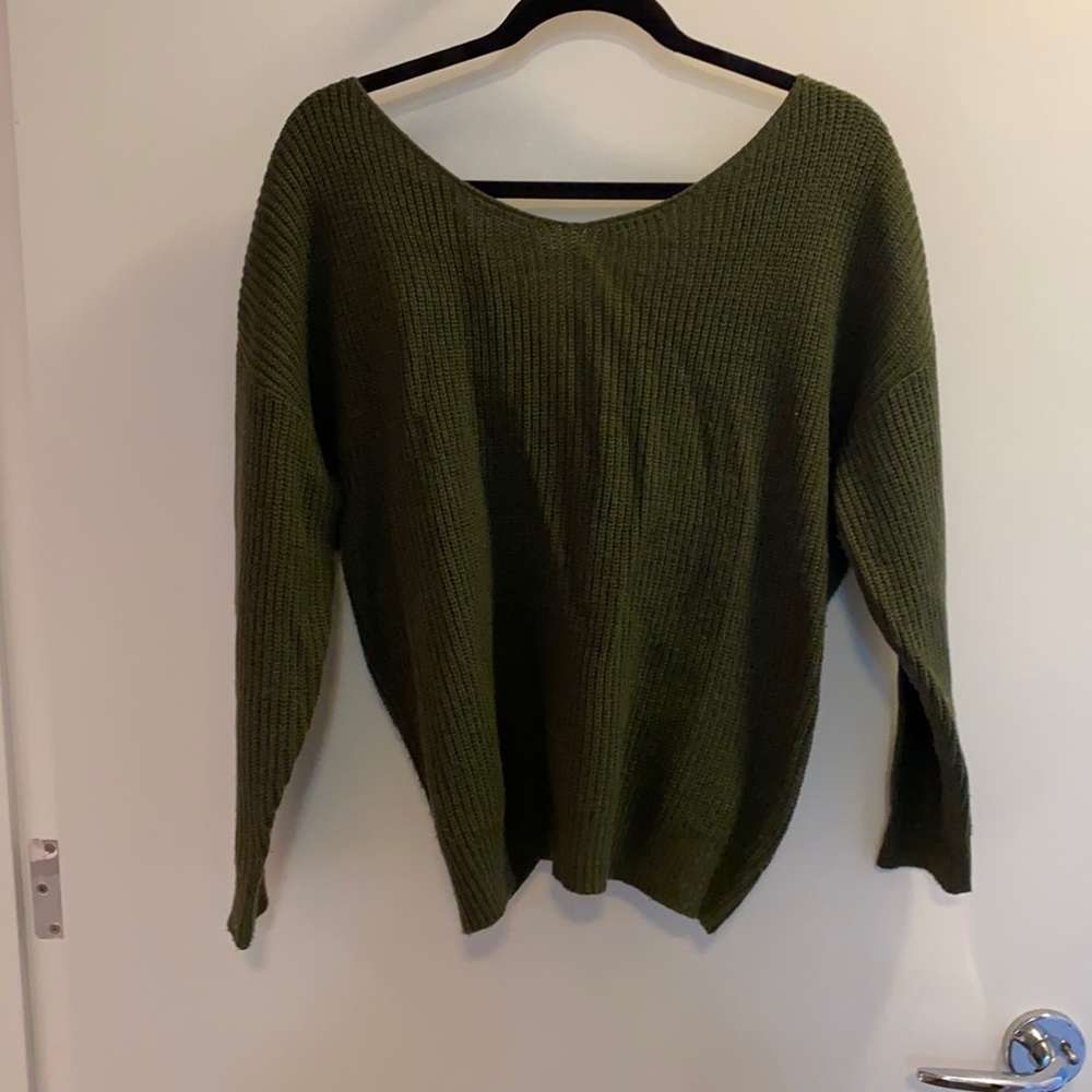 Twisted back sweater